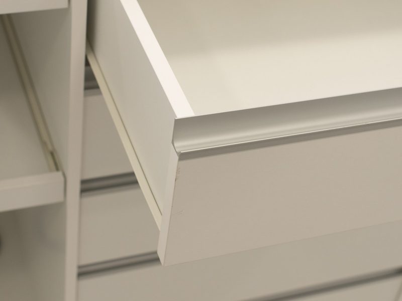 ΦΑΡΜΑΚΕΙΟ ΚΡΑΝΙΩΤΗΣ, ΖΩΓΡΑΦΟΥ