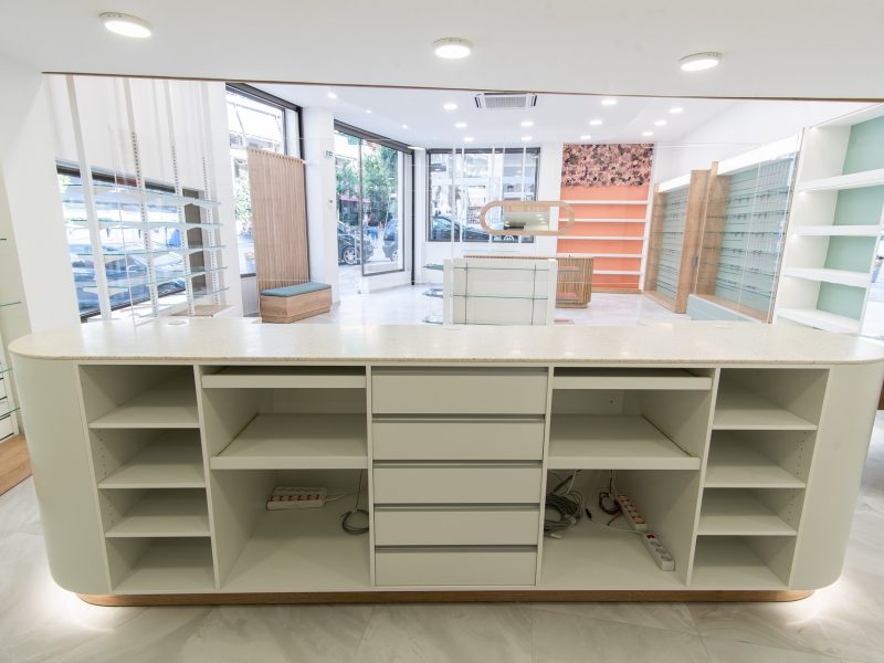 ΦΑΡΜΑΚΕΙΟ ΚΡΑΝΙΩΤΗΣ, ΖΩΓΡΑΦΟΥ